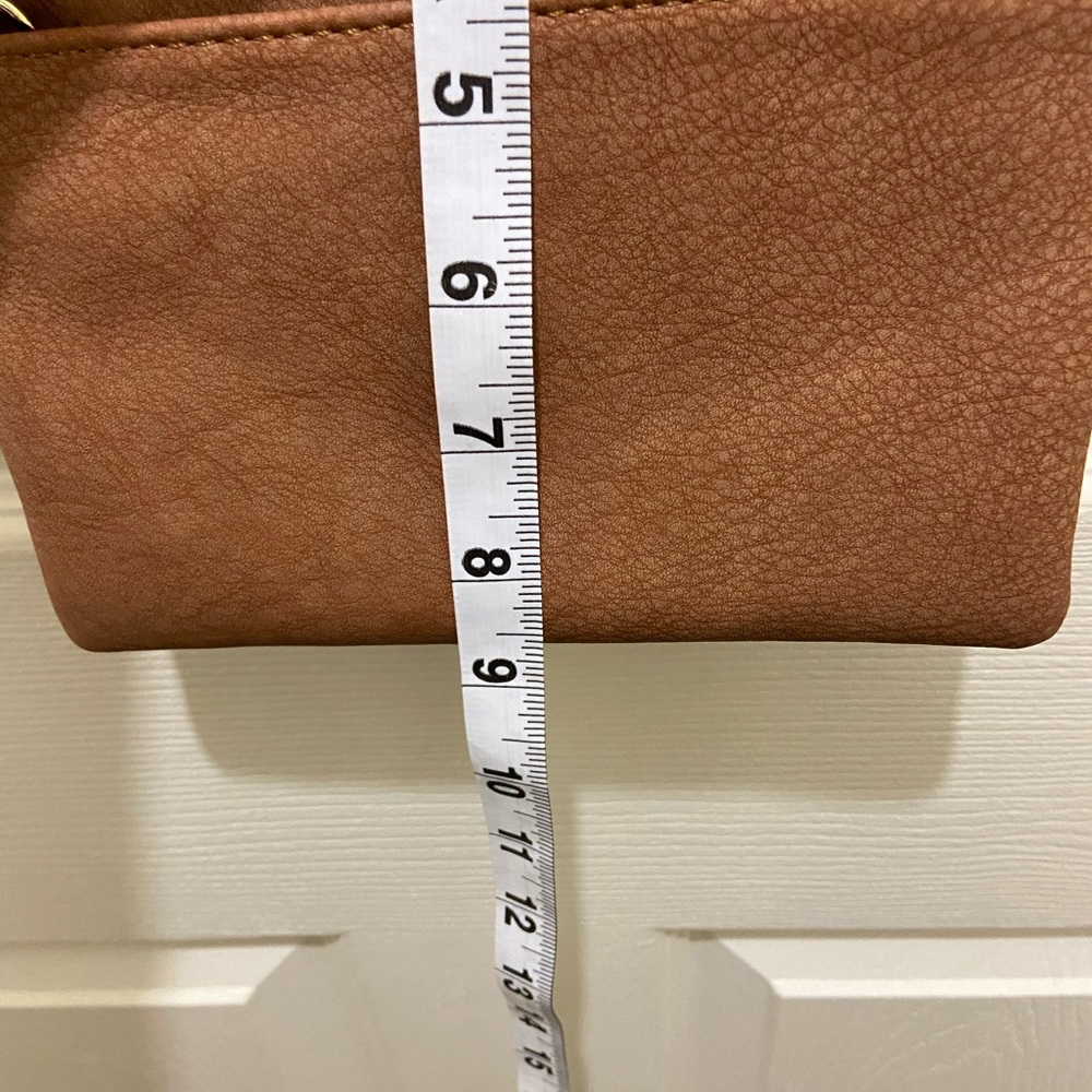 NEW Antik Kraft Crossbody gorgeous brown leather. - Picture 10 of 10